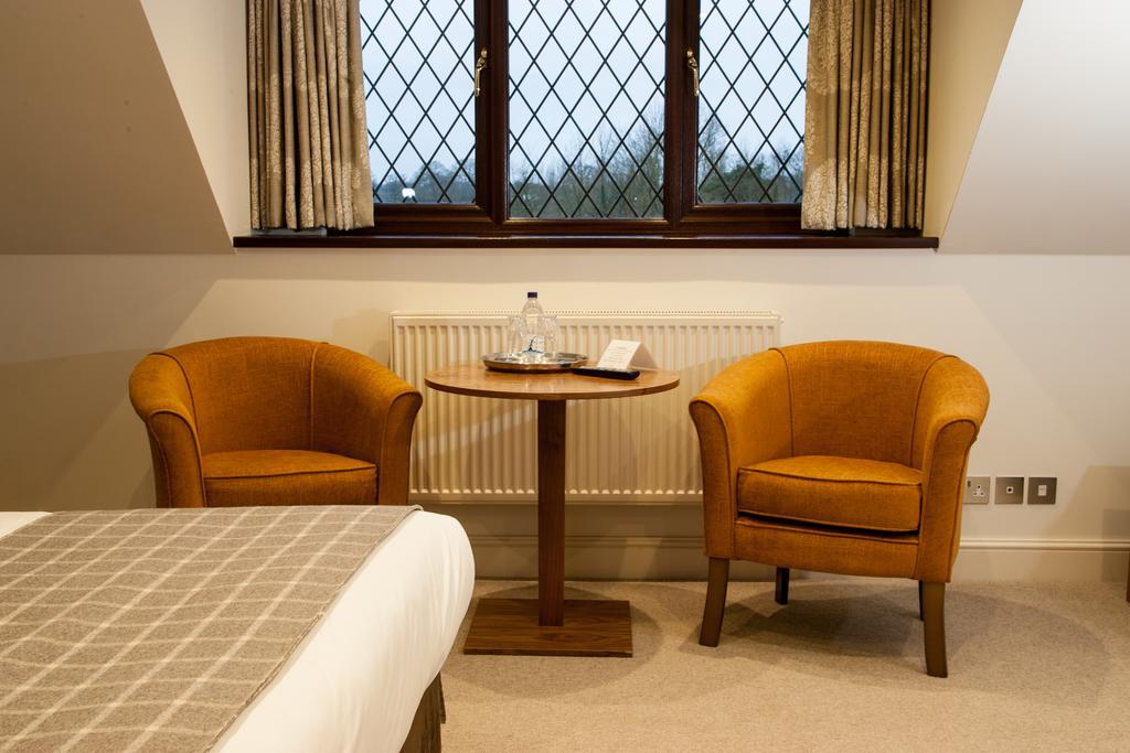 Stirrups Hotel Bracknell Luaran gambar