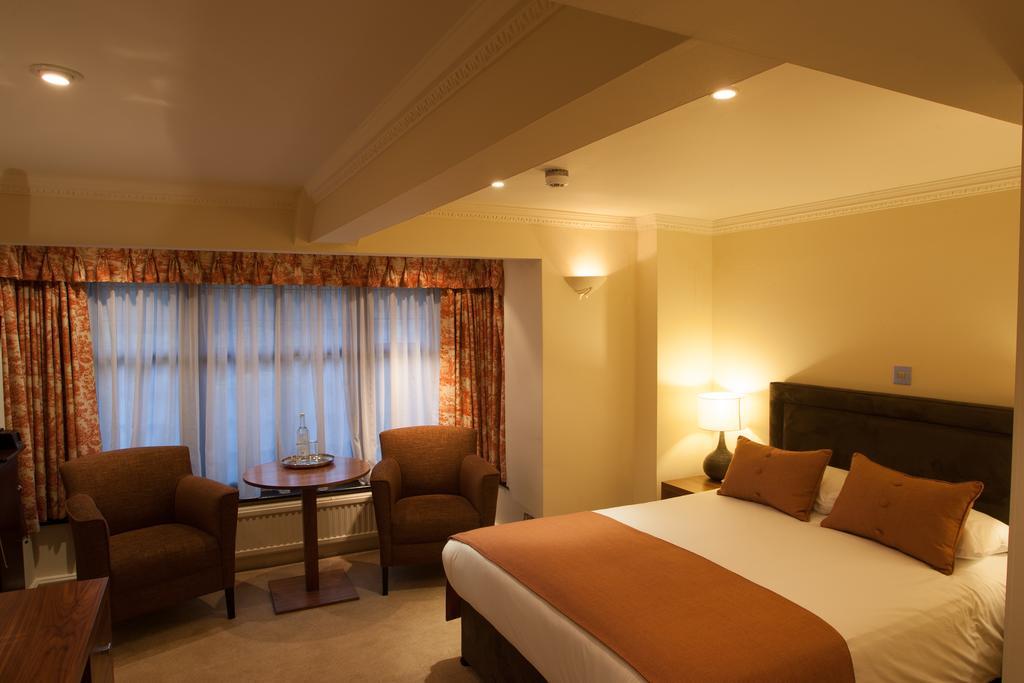 Stirrups Hotel Bracknell Luaran gambar