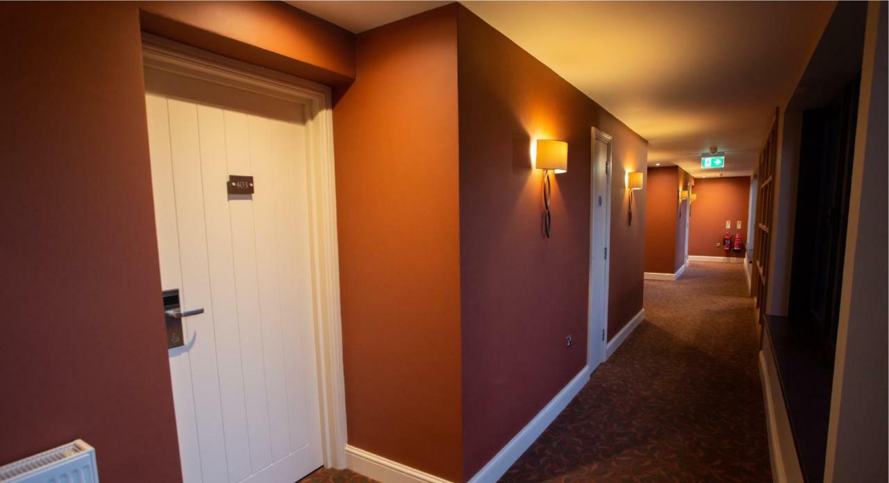 Stirrups Hotel Bracknell Luaran gambar